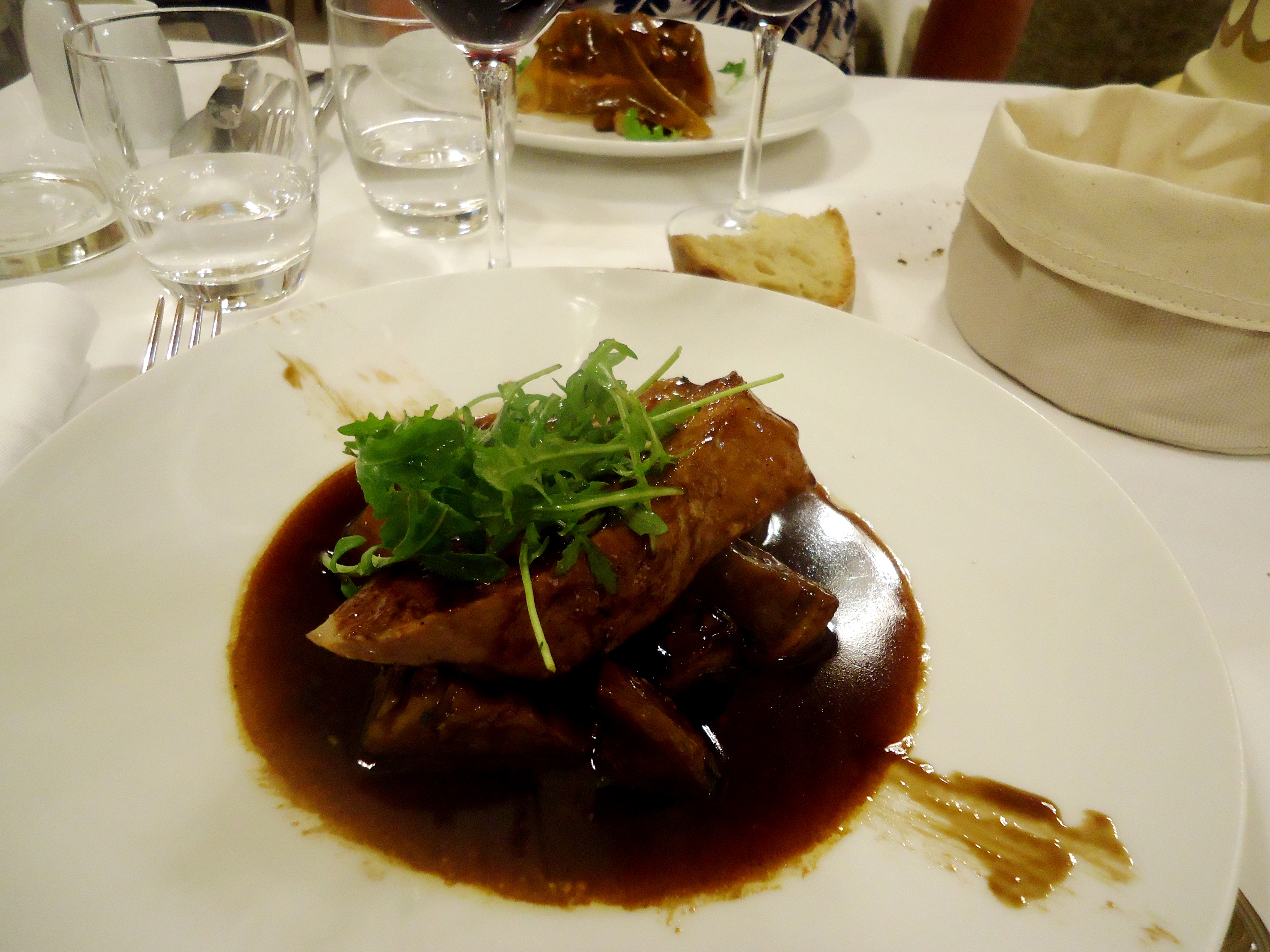 Veau-Aubergine-Le-Quatrième-Mur-Philippe-Etchebest ...